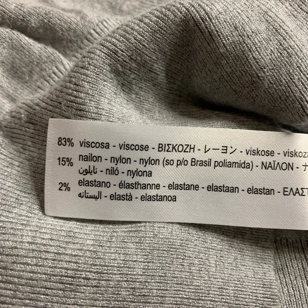 💜 Zara Gray Short Sleeve Knit Top Viscose Blend - Size Medium - Picture 3 of 7